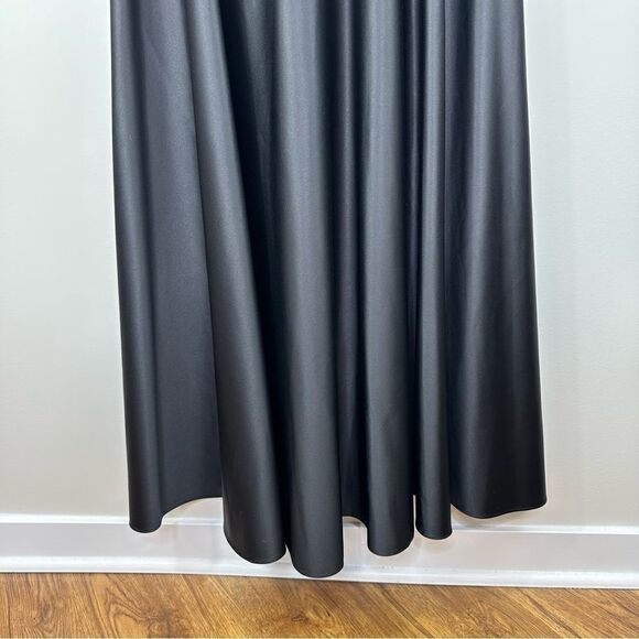 JS Collections Black Satin Gown W/Square Neckline and Subtle Sparkle Top Sz 14 - Picture 5 of 14